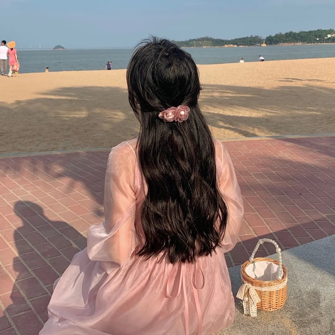 芙蓉帐暖渡春宵